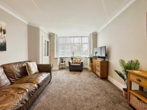 Lounge- click for photo gallery